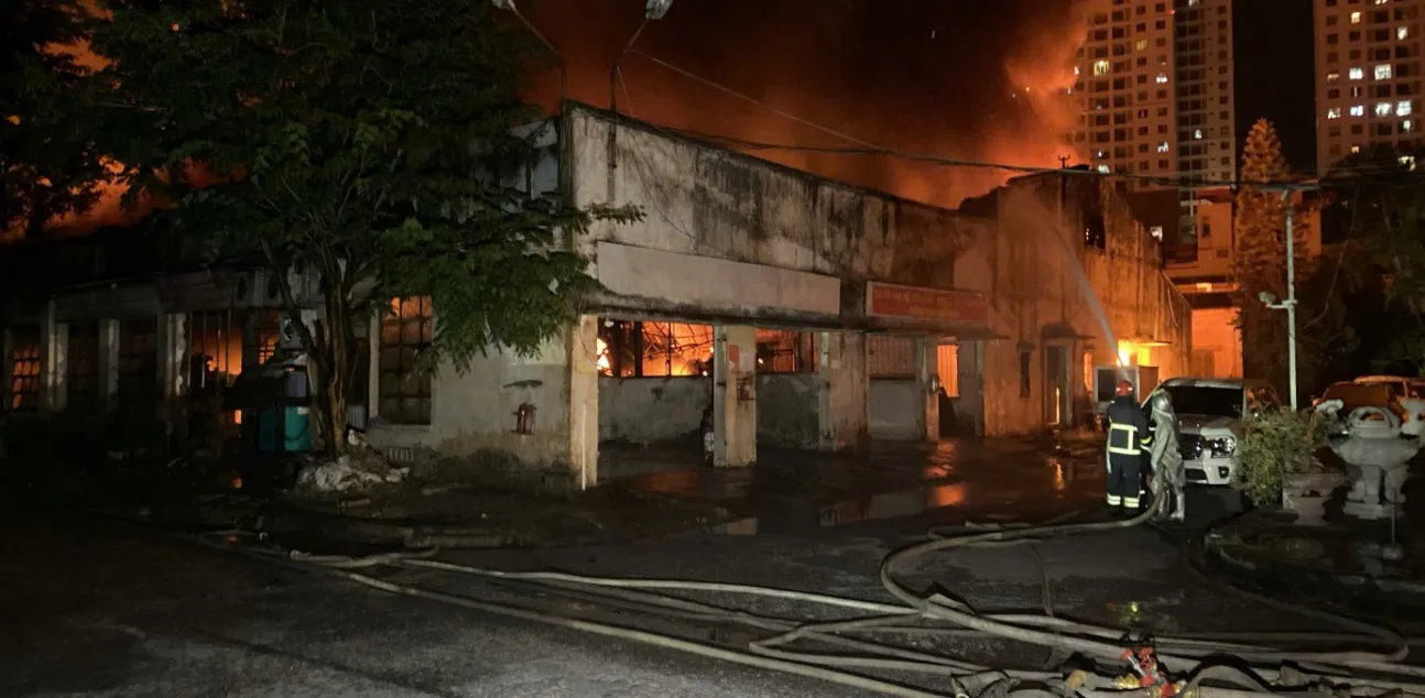 Ngày 19/7, Hà Nội đầu tư 30 tỉ để lắp hệ thống chữa cháy cho tàu điện Cát Linh Hình ảnh 4