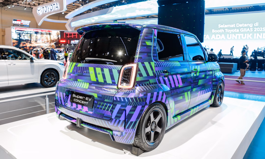 Ngoài việc cho biết Super EV sẽ mang đến trải nghiệm lái phấn chấn và hồi hộp, nhà sản xuất không cung cấp bất kỳ thông tin chi tiết kỹ thuật nào về mẫu concept.