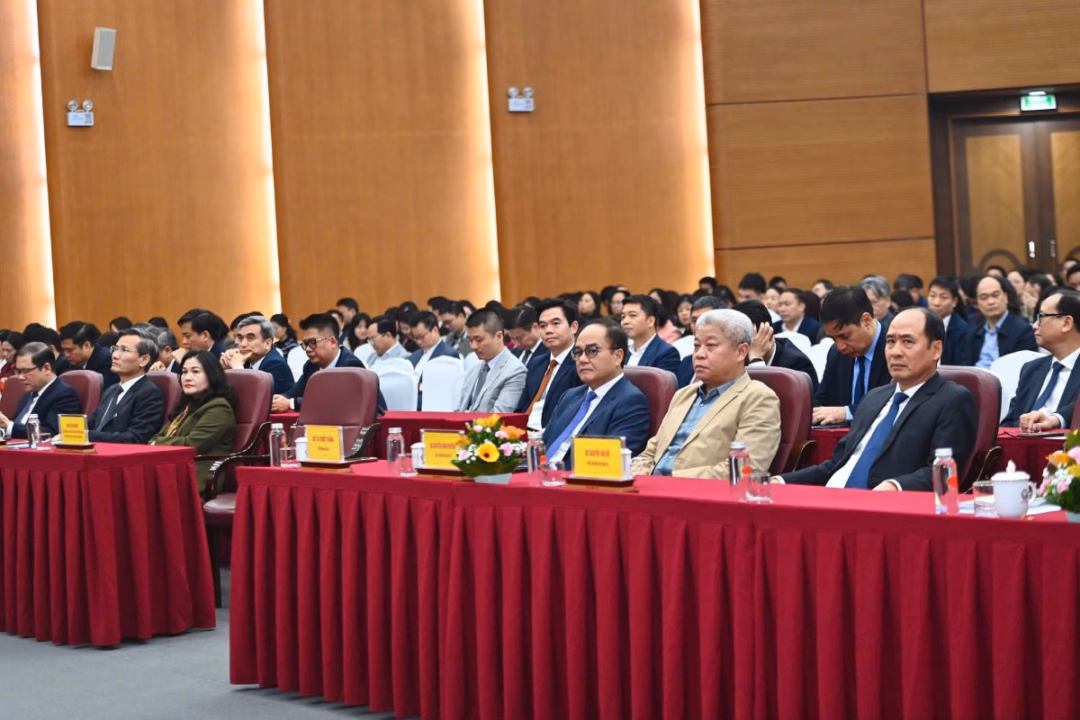 C&aacute;c đại biểu dự hội nghị điều chỉnh lương