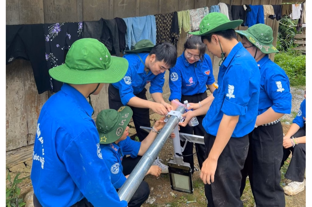 Sinh viên Kinh tế Quốc dân làm nên sự thay đổi tích cực tại vùng đất khó khăn Huồi Tụ