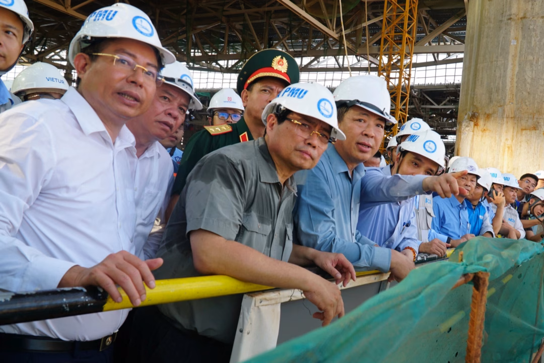 Thủ tướng kiểm tra tiến độ thi công sân bay Long Thành