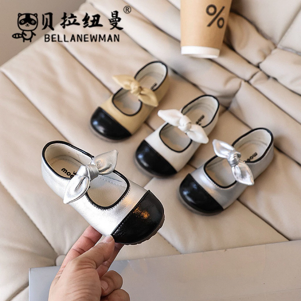 Làm thế nào để chọn giày búp bê cho bé gái không làm đau chân?