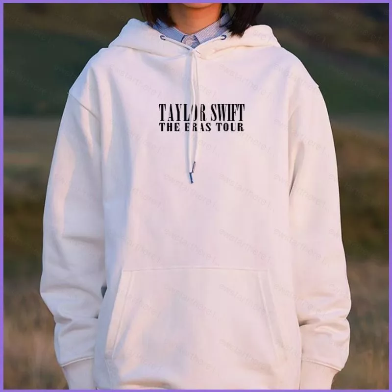Làm thế nào để chọn áo hoodie anime phù hợp để ‘cháy’ cùng concert Taylor Swift – The Eras Tour 2024?