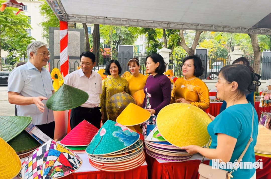 Hội nghị tổng kết Đề án hỗ trợ phụ nữ Thủ đô khởi nghiệp Hội nghị tổng kết Đề án hỗ trợ phụ nữ Thủ đô khởi nghiệp