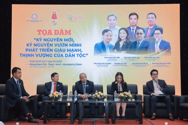 Tọa đàm với chủ đề Kỷ nguyên mới - Kỷ nguyên vươn mình phát triển giàu mạnh, thịnh vượng của dân tộc
