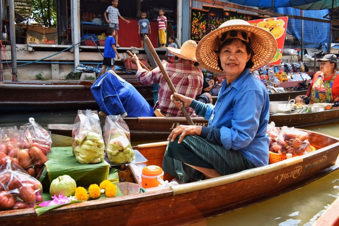Thái Lan xoá nợ cho người dân Thái Lan xoá nợ cho người dân