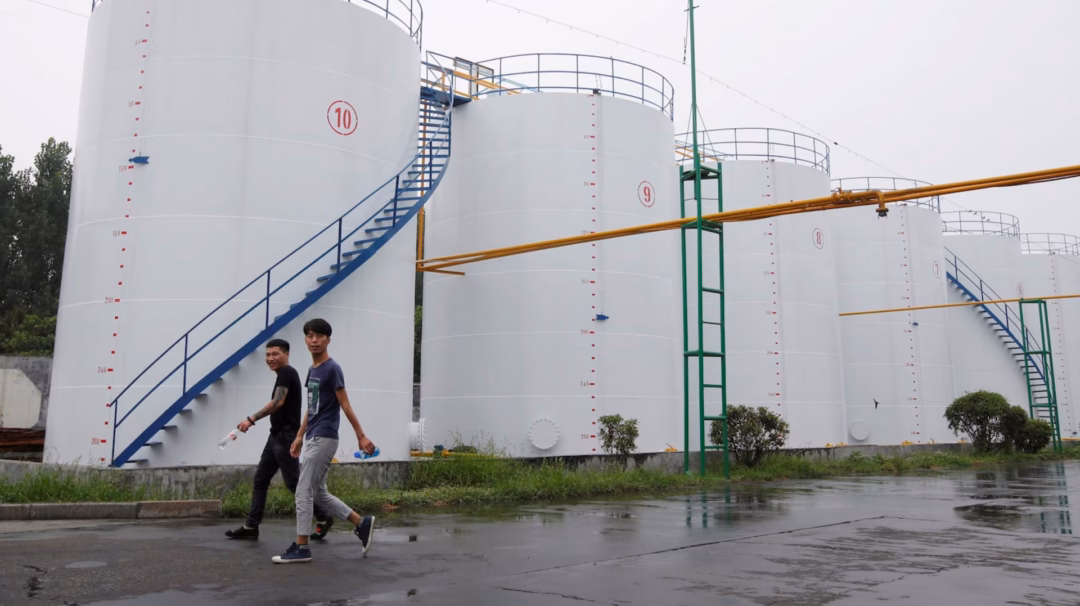 Trung Quốc ngừng nhập khẩu dầu Mỹ