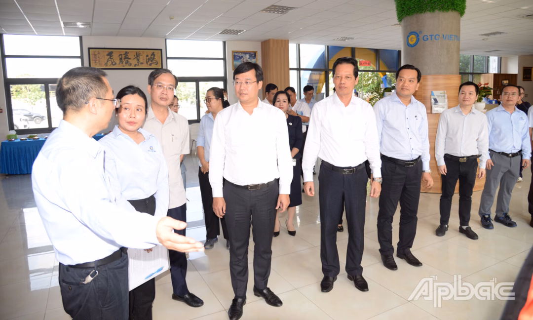 Đồng Tháp đặt mục tiêu tăng trưởng kinh tế 8% trong 6 tháng cuối năm Đồng Tháp quan tâm, hỗ trợ, tạo điều kiện thuận lợi nhất để các doanh nghiệp phát triển.