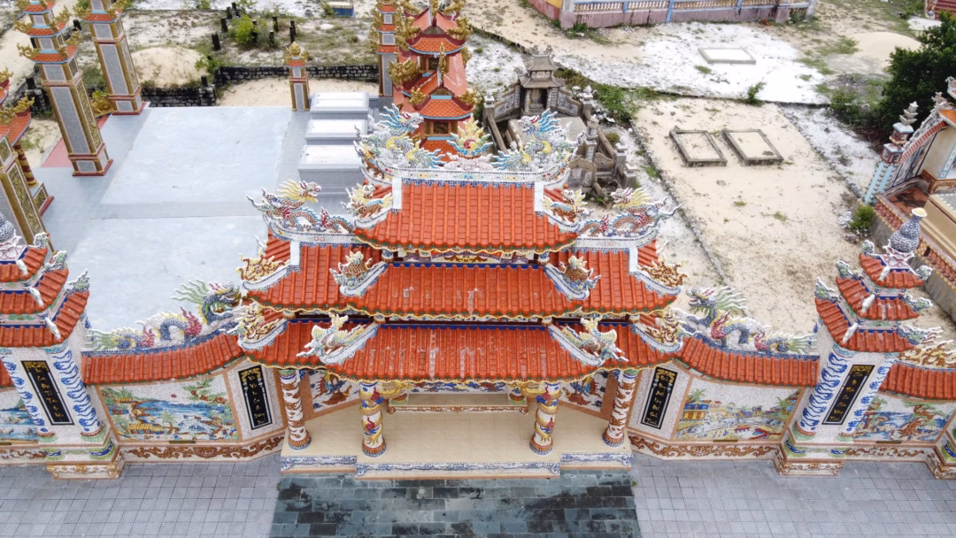 Thành phố lăng mộ độc đáo ở Huế thu hút sự chú ý của thế giới Đập chén bát xây lăng mộ: Chuyện thật ở ngôi làng khiến cả thế giới ngỡ ngàng- Ảnh 19.