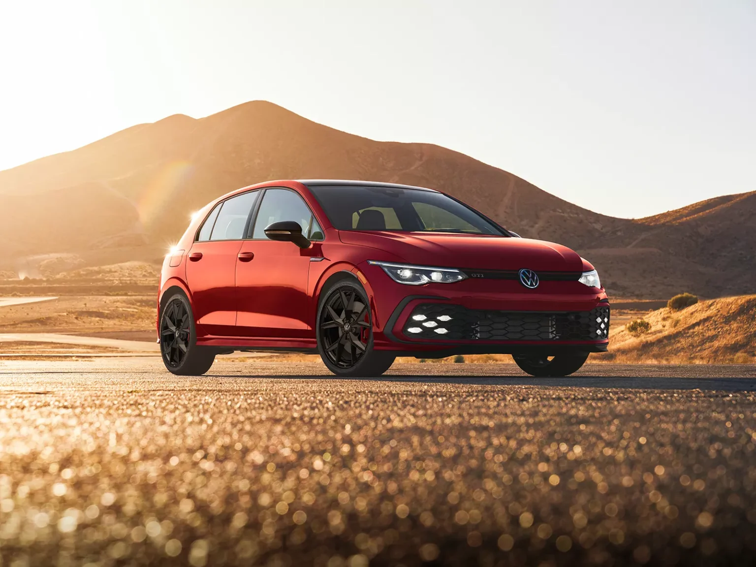 Volkswagen Golf 2025 ra mắt tại Việt Nam tháng 6, giá dự kiến từ 1,599 tỷ đồng