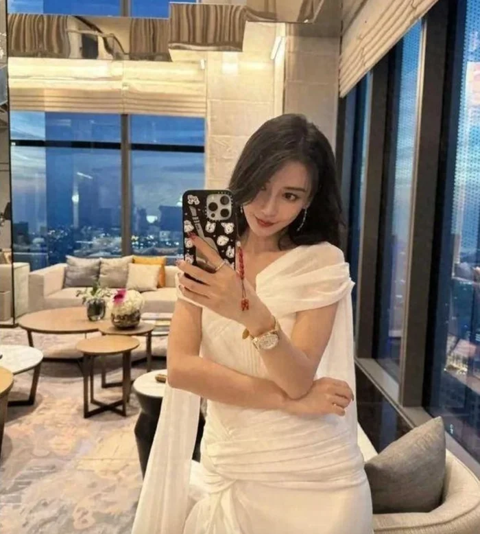 Angelababy rao cho thuê biệt thự sau ly hôn Huỳnh Hiểu Minh Angelababy từng nhiều lần chụp ảnh tại căn hộ này. Ảnh: QQ