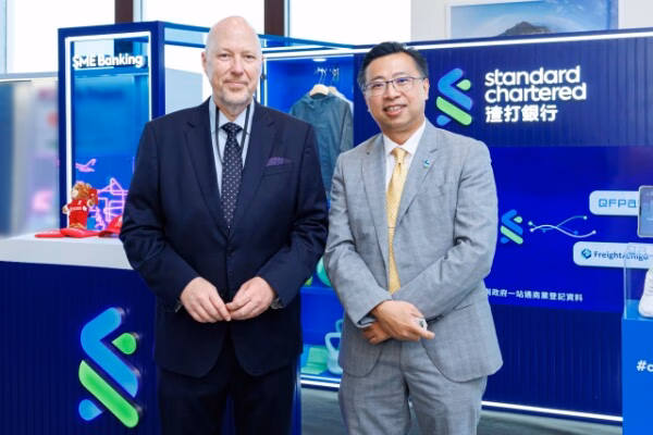Standard Chartered hợp tác với Know Your Customer Limited để hỗ trợ cho doanh nghiệp vừa và nhỏ