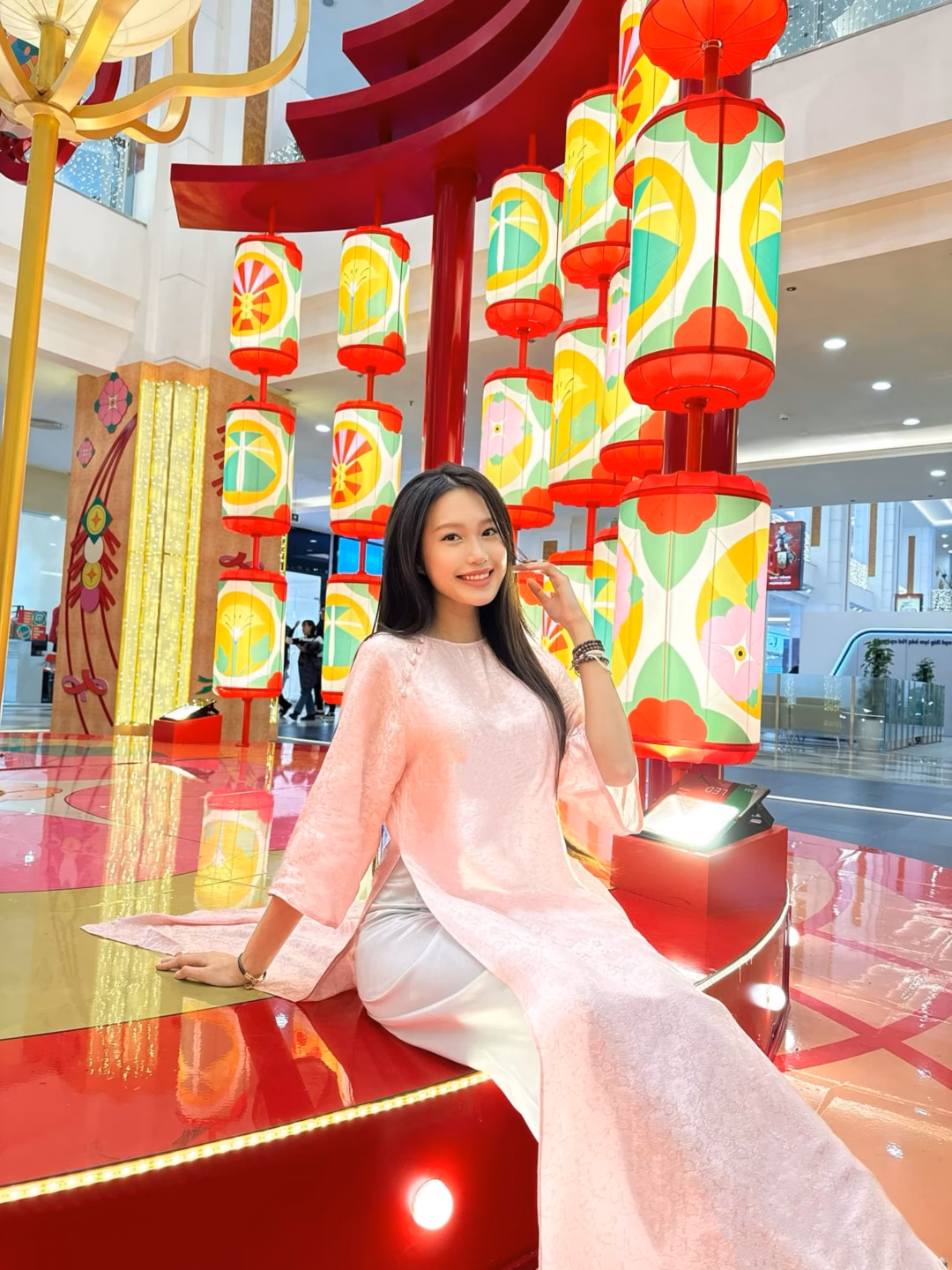 Loạt ảnh đón Tết của Doãn Hải My Loạt ảnh đón Tết của Doãn Hải My