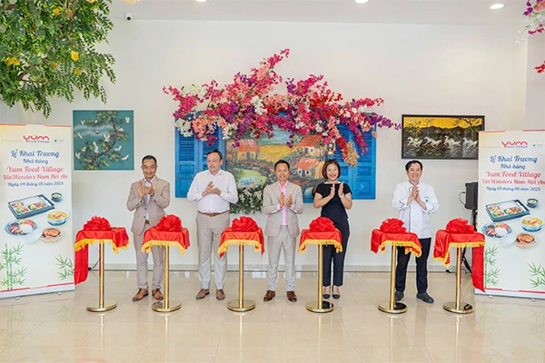 Khai trương Yum Food Village tại VinWonders Nam Hội An Khai trương Yum Food Village tại VinWonders Nam Hội An