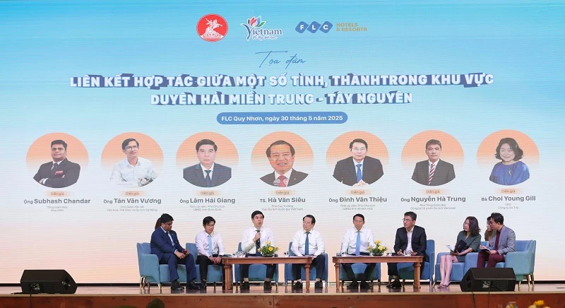 bàn tròn xoay quanh chủ đề liên kết, hợp tác phát triển du lịch giữa một số tỉnh, thành trong khu vực Duyên hải miền Trung – Tây Nguyên bàn tròn xoay quanh chủ đề liên kết, hợp tác phát triển du lịch giữa một số tỉnh, thành trong khu vực Duyên hải miền Trung – Tây Nguyên