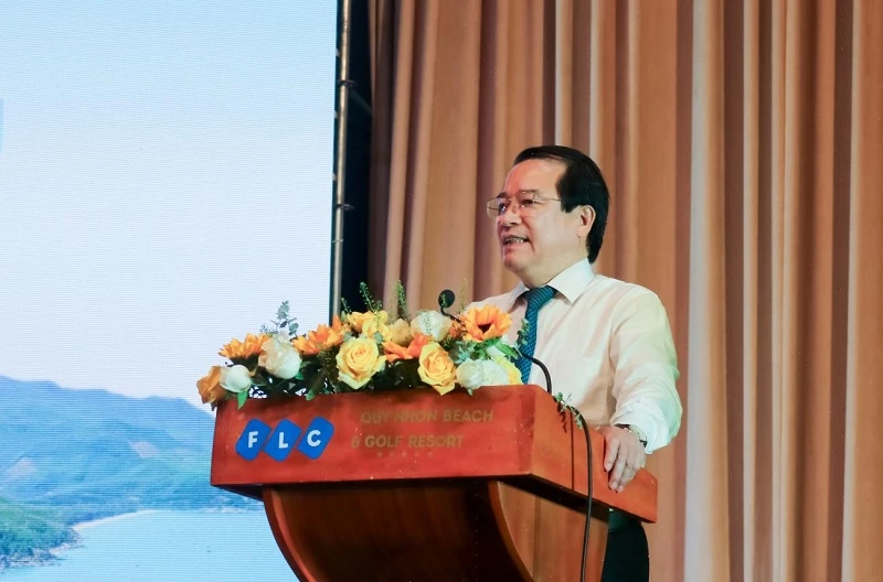 Ông Hà Văn Siêu - Phó Cục trưởng Cục Du lịch Quốc gia Việt Nam, phát biểu tại hội nghị. Ông Hà Văn Siêu - Phó Cục trưởng Cục Du lịch Quốc gia Việt Nam, phát biểu tại hội nghị.
