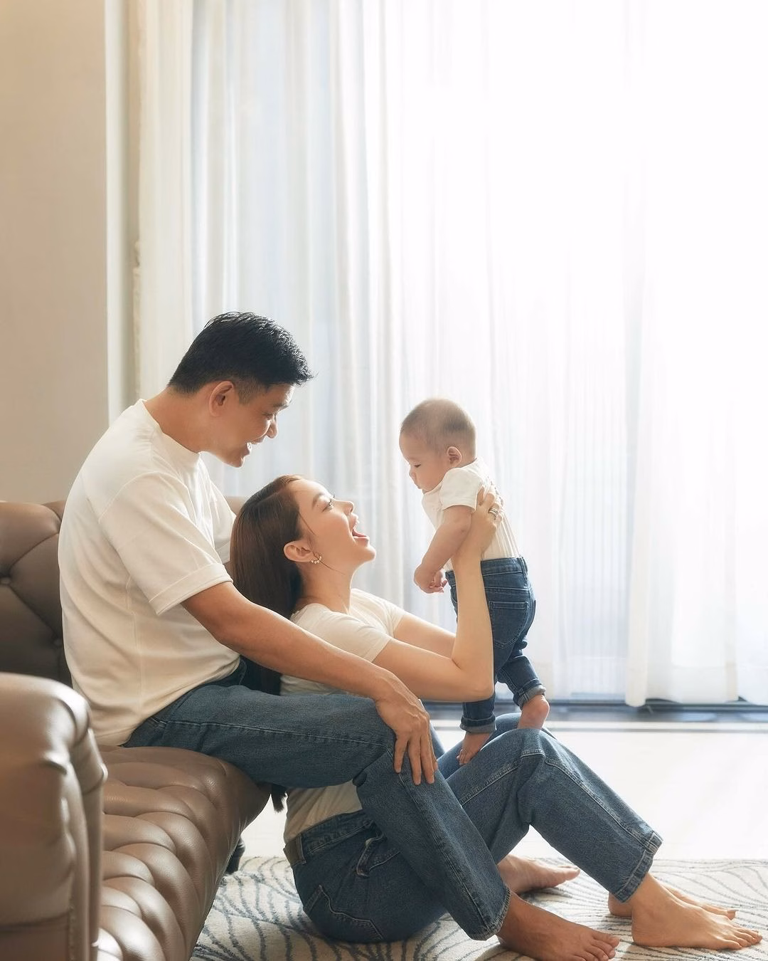 Minh Hằng hiện đang có cuộc sống vô cùng viên mãn bên tổ ấm nhỏ