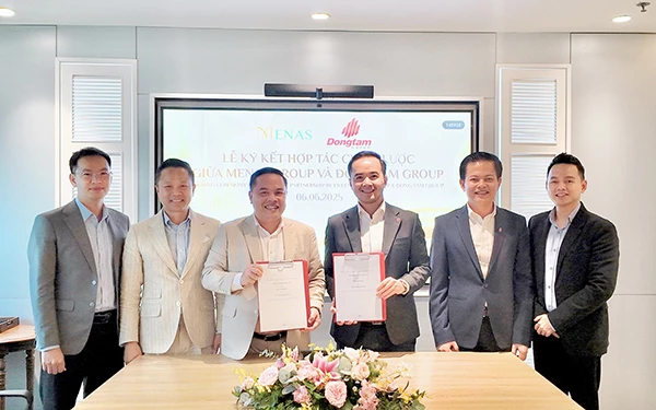 Lễ ký kết giữa Menas Group và Đồng Tâm Group