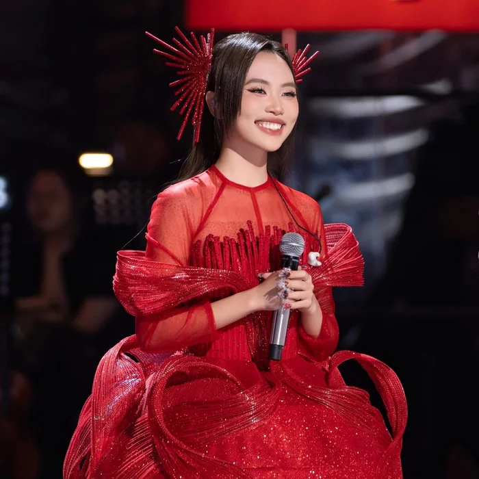 Phương Mỹ Chi hứa hẹn màn trình diễn đặc biệt sau thất bại tại Sing! Asia 2025 Khán giả mong chờ có thể sớm nhìn thấy Phương Mỹ Chi trình diễn ca khúc bị bỏ lỡ. Ảnh: FBNV