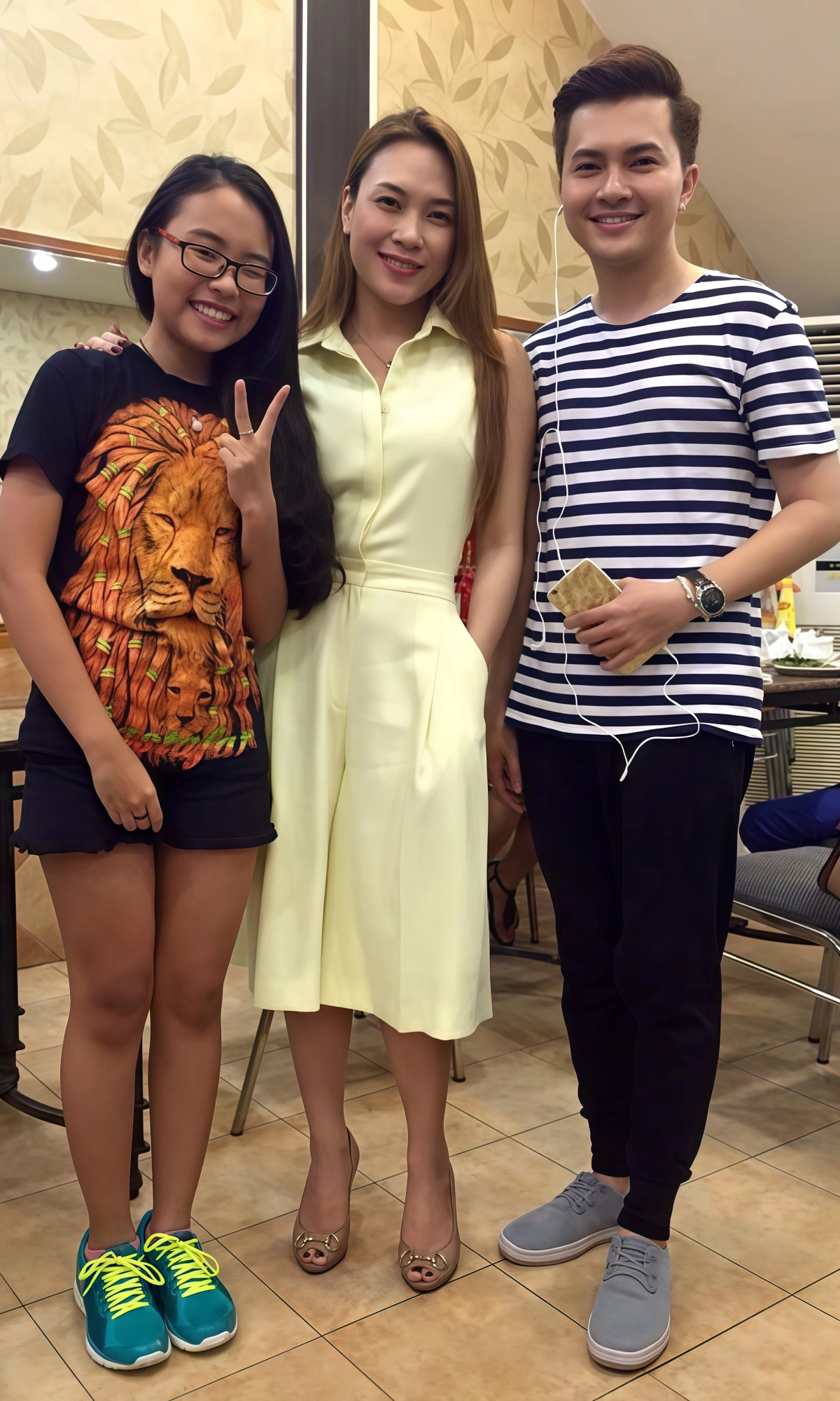 Phương Mỹ Chi lột xác ngoạn mục sau 7 năm kể từ The Voice Kid Phương Mỹ Chi ghép cặp với ca sĩ Nam Cường, có dịp gặp gỡ Mỹ Tâm ở hậu trường cuộc thi năm đó.