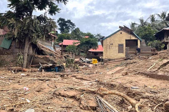 Cầu Biên Hòa’urgence: Nâng cấp cấp thiết để đảm bảo an toàn giao thông Lũ quét kinh hoàng, hơn 200 ngôi nhà tại một xã ở Nghệ An hư hỏng nặng, hàng trăm hộ dân mất trắng tài sản trong đêm