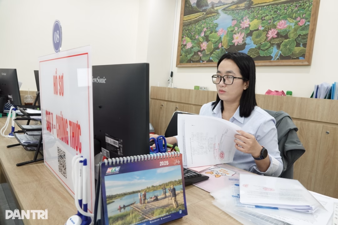 Chuyên gia cho rằng cần có lộ trình đào tạo lại và bồi dưỡng cho cán bộ cấp xã mới để đồng bộ năng lực cho đội ngũ (Ảnh minh họa: Nguyễn Vy).