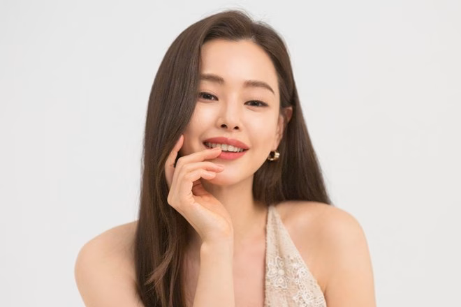 Cựu Hoa hậu Hàn Quốc kiêm diễn viên Honey Lee. Ảnh: Saram Entertainment