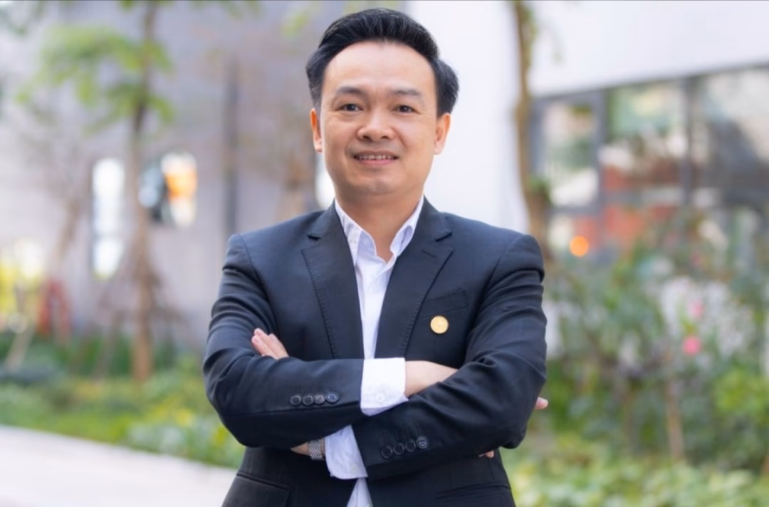 Gi&aacute;o vi&ecirc;n Trần Mạnh T&ugrave;ng ph&acirc;n t&iacute;ch đề thi to&aacute;n năm 2025