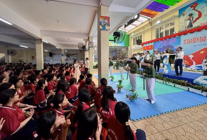 Rà soát dữ liệu tuyển sinh đầu cấp Rà soát dữ liệu tuyển sinh đầu cấp TP.HCM