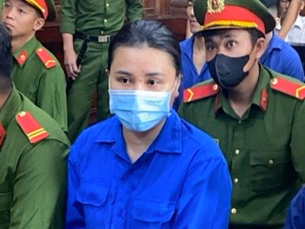 Bị cáo Nguyễn Thị Hoài tại toà