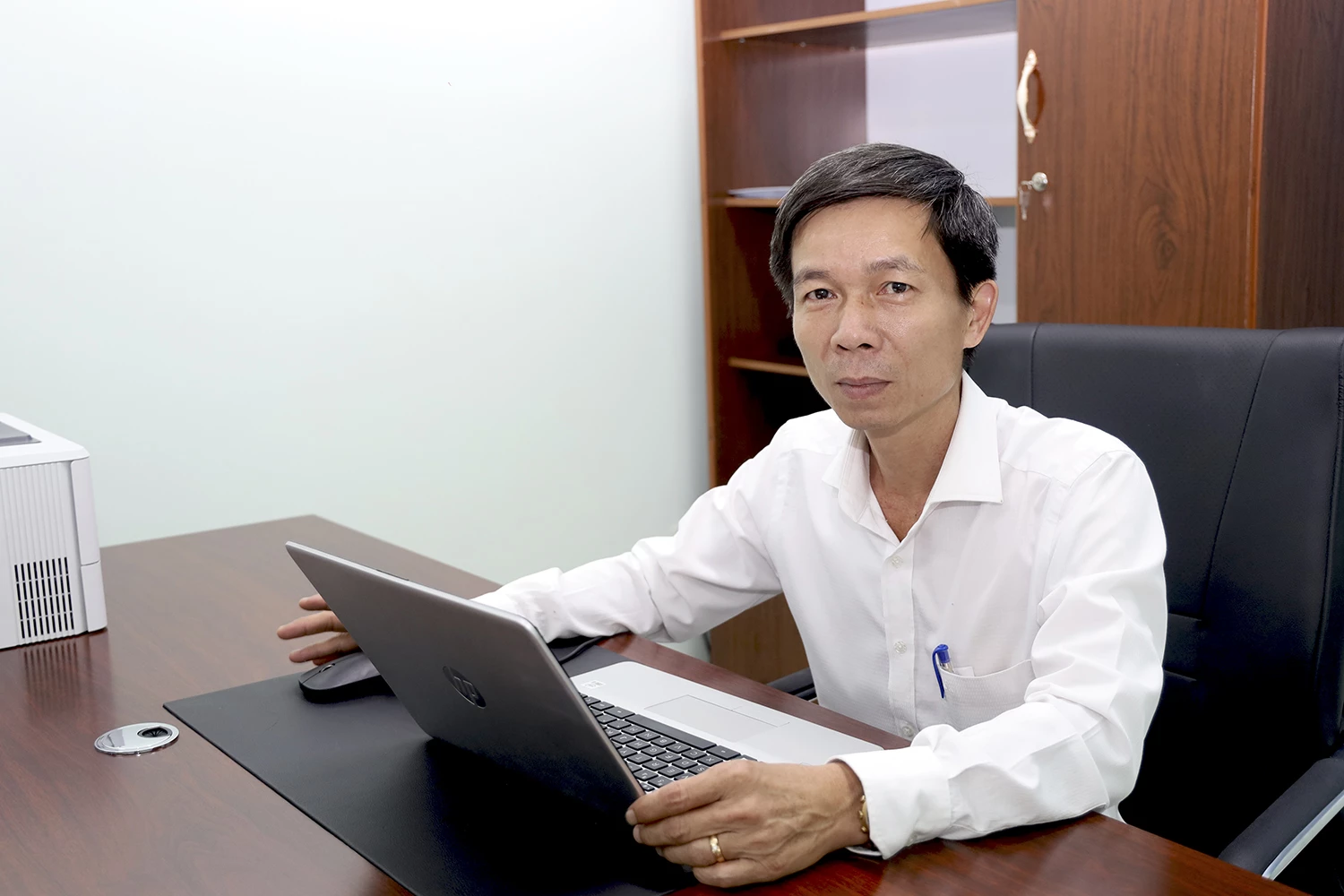 Nâng cấp hệ thống để ‘chính quyền không giấy’ hiệu quả hơn Ông Nguyễn Văn Minh - Chủ tịch UBND phường Nam Nha Trang.