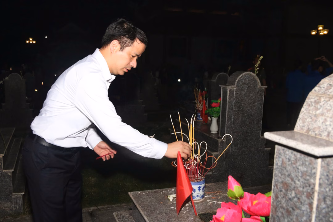 Trung ương tổ chức hành trình về nguồn và tri ân anh hùng liệt sĩ tại Tuyên Quang