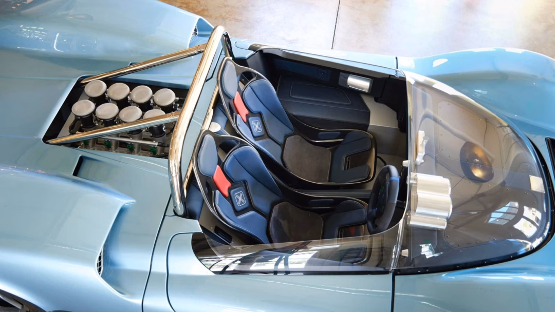 Nội thất Nichols N1A ICON 88 &ndash; cảm hứng McLaren MP4/4