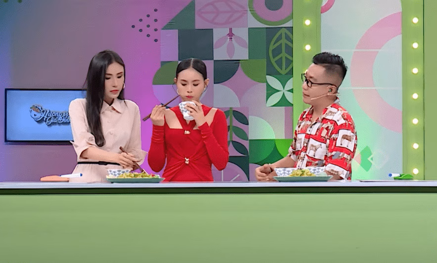 MC Hoàng Rapper và các thí sinh MC Hoàng Rapper và các thí sinh