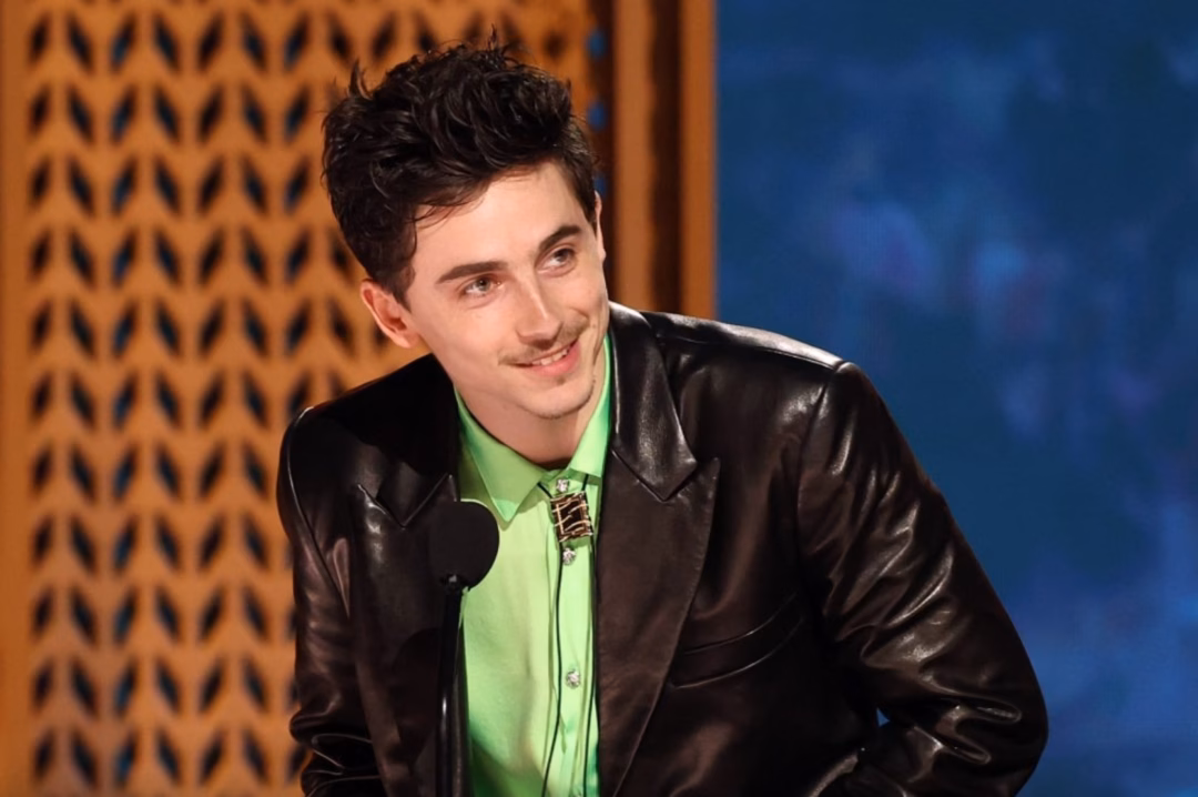 Timothée Chalamet trên sân khấu SAG Timothée Chalamet trên sân khấu SAG