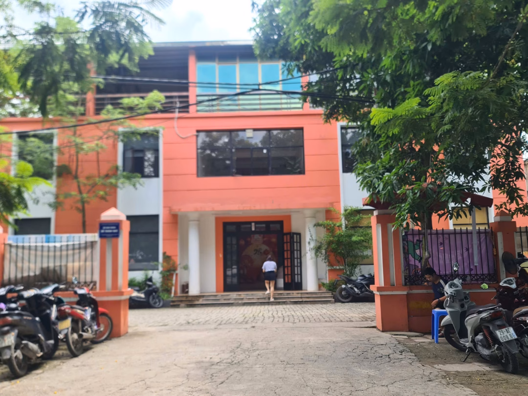 Hộ kinh doanh Đỗ Thành Nhớ với Công ty Ăn cùng bà Tuyết Hộ kinh doanh Đỗ Thành Nhớ với Công ty Ăn cùng bà Tuyết tại Lô A2 CN8, Cụm công nghiệp Từ Liêm