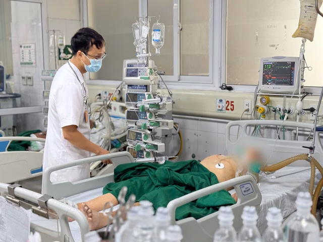 Bệnh nhân bị liệt hoàn toàn sau khi tiêm thuốc giảm đau không an toàn Bệnh nhân bị liệt hoàn toàn sau khi tiêm thuốc giảm đau không an toàn