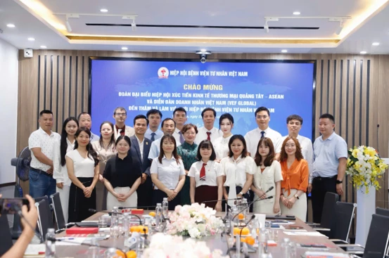Các doanh nghiệp Y tế Trung Quốc tại sự kiện
