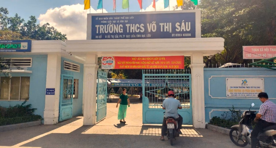 Đổi tên trường học cần cân nhắc kỹ để không gây xáo trộn Một trường ở tỉnh Cà Mau có tên địa danh cũ. Ảnh: Q. Mến