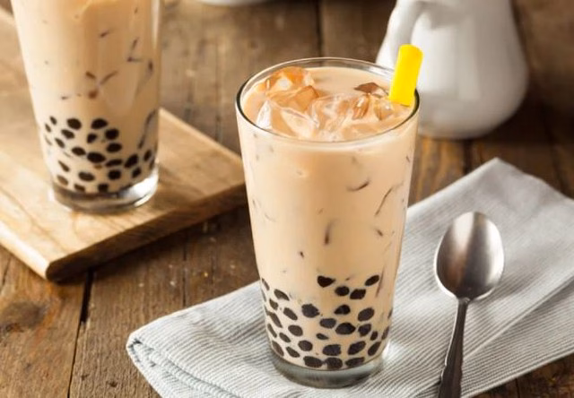 Nữ ca sĩ mất giọng, họng đau như dao cắt vì thứ đồ uống giới trẻ 'mê tít'