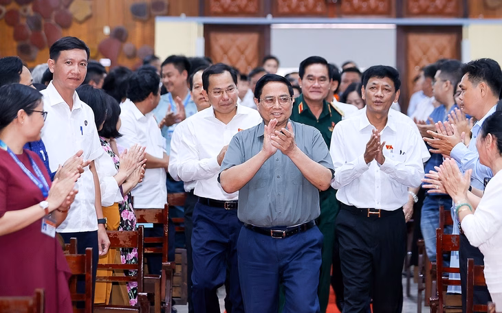 Thủ tướng chỉ đạo đột phá phát triển khoa học – công nghệ, đổi mới sáng tạo Thủ tướng yêu cầu có KPI đánh giá nhiệm vụ, địa phương thu phí 0 đồng với dịch vụ trực tuyến - Ảnh 2.