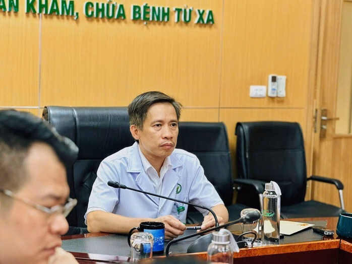 Cầu treo Pa Thơm đứt dây cáp, nhiều người bị thương Cầu Pa Thơm nghiêng hẳn sang một bên sau sự cố đứt dây cáp