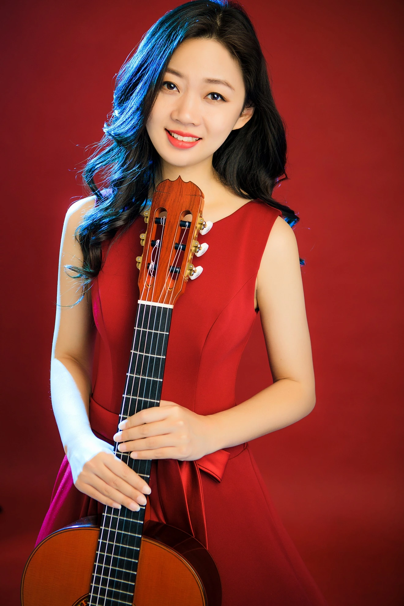 Liên hoan Guitar Quốc tế Sài Gòn 2025: Cảm xúc âm nhạc tại IDÉCAF Nghệ sĩ Xuanxuan Sun(Trung Quốc)