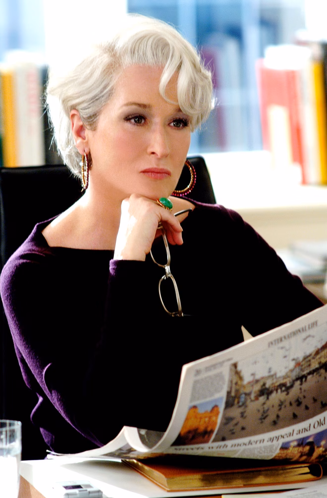 Meryl Streep gây sốt với “Sơ Mi Vô Danh” của Môi Điên trong The Devil Wears Prada 2 The Devil Wears Prada 2 dự kiến sẽ ra mắt vào tháng 5/2026, trước thềm Met Gala.