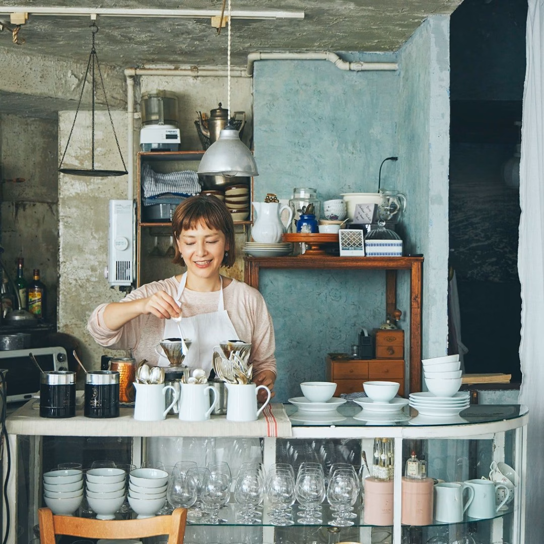 Phụ nữ trung niên sống tiết kiệm 2,5 triệu đồng/tháng nhờ nguyên tắc ‘mua ít, dùng nhiều’ "Mua ít, dùng nhiều": Nguyên tắc sống tối giản giúp phụ nữ trung niên nhẹ ví mà vẫn đủ đầy- Ảnh 3.