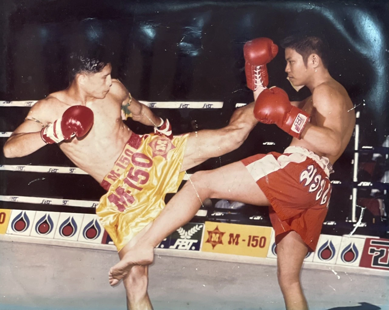 Từ stuntman đến ngôi sao điện ảnh: Chuyện của Bùi Văn Hải Hải Long An (phải) từng là võ sĩ đấu đài chuyên nghiệp