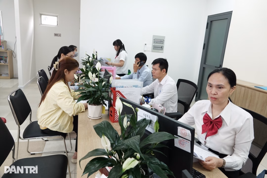 Nâng cao năng lực cán bộ cấp xã để đồng bộ với cấp huyện Chuyên gia cho rằng cần có lộ trình đào tạo lại và bồi dưỡng cho cán bộ cấp xã mới để đồng bộ năng lực cho đội ngũ (Ảnh minh họa: Nguyễn Vy).