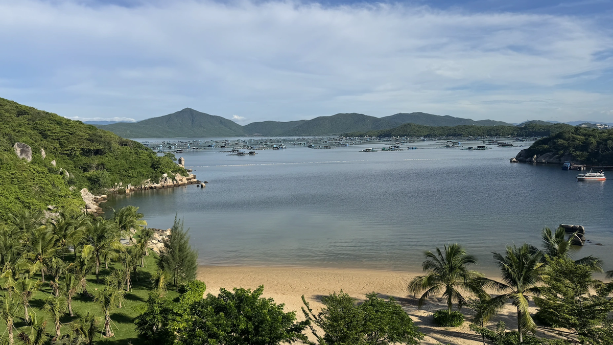 Lần đầu nghỉ dưỡng ở bán đảo 650 triệu đồng/đêm tại vịnh Vân Phong