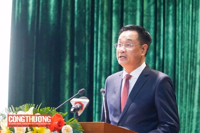 L&ecirc; Ngọc Quang nhấn mạnh vai tr&ograve; đồng h&agrave;nh giữa ch&iacute;nh quyền v&agrave; doanh nghiệp