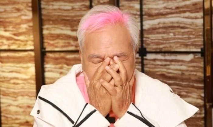 Lý Long Cơ nói lời buông tay Lý Long Cơ tại buổi họp báo Thâm Quyến